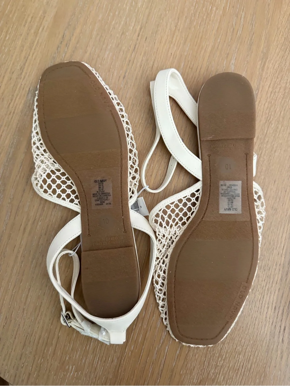 ✨NWT ✨Old Navy Women’s Cream Mesh Slingback Flats